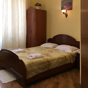 готельного типу Львов